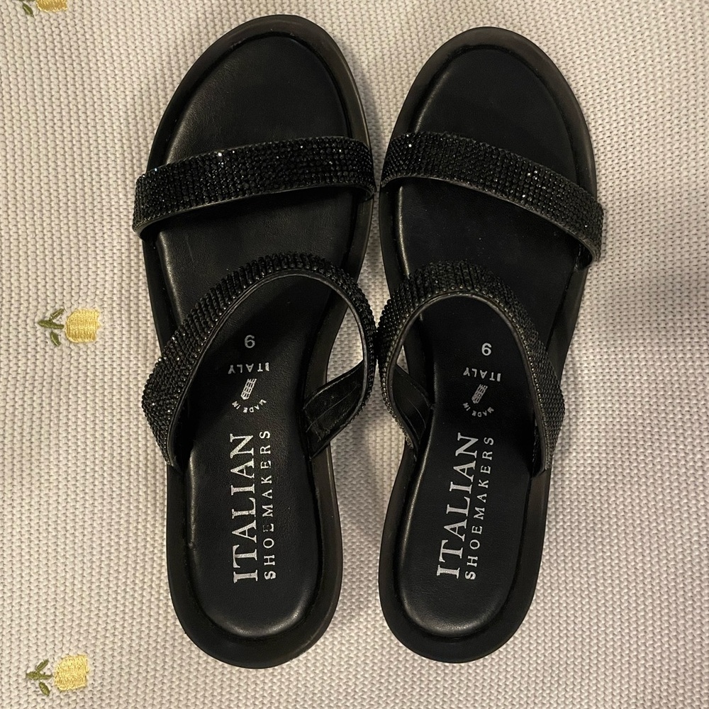 Italian Shoemakers Black Sandals